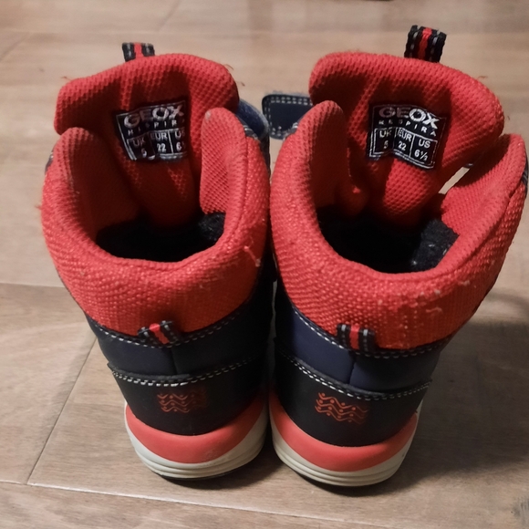 💥💥Geox Winter Boots💥💥💥 - Picture 3 of 5
